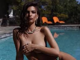 Aktif olarak sevişen VİP escort Dilara