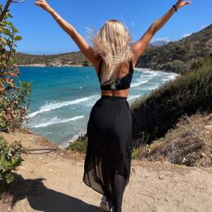 Ateşli gece yaşatan escort İzmirli Fatos