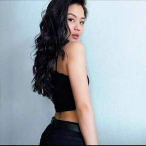 Ateşli Genç Escort Sabina 