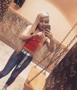 Cesaretli eskort bayan Hadise