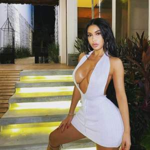 Samsun escort Azize. 2 bayan