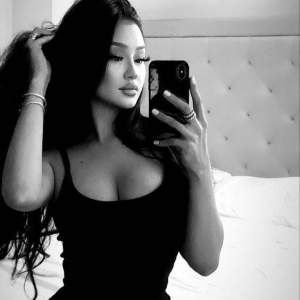 Samsun merkez Escort bayan Samina. 2 bayan