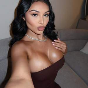 Samsun RUS VİP escort İzabella