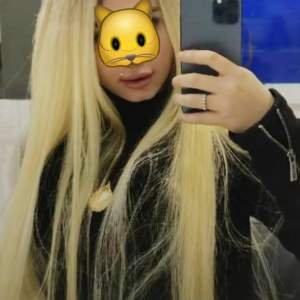 Sarışın Seks Bombası Ezgi