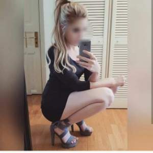 Sektörün en güzel bayanı Melahat