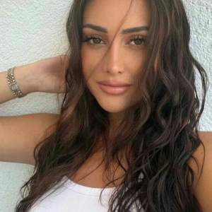 Yeni gelen bayan Lina