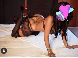 Yorulmadan sevişen bayan Seli